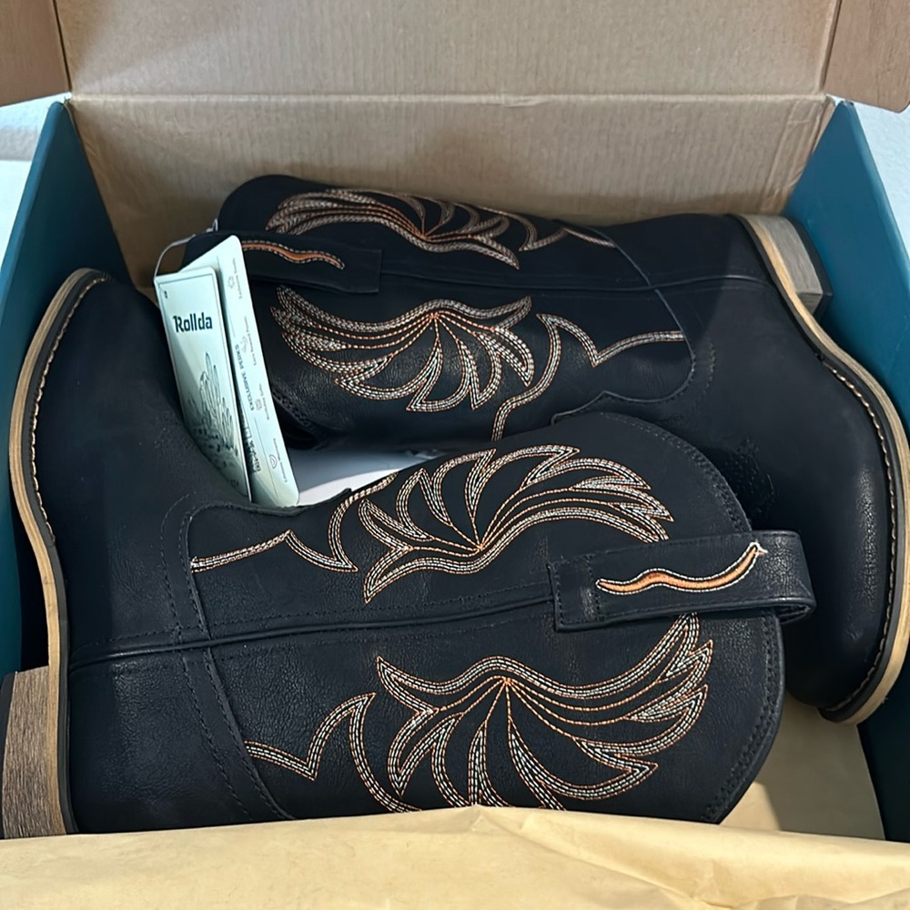 Rollda cowgirl boots